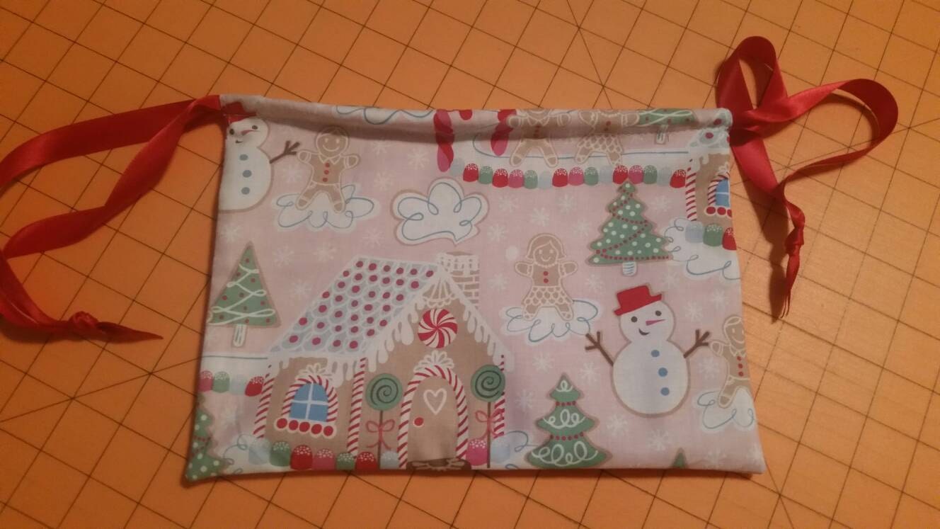 Medium Drawstring Pouch - Holiday Winter Wonderland