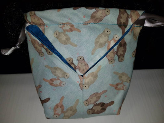 The Sarah Drawstring Bag w/Pockets - Otters In Love